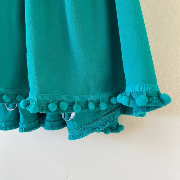 LOVERS + FRIENDS Botanic A Line Crop Pom Pom Top NEW Size Small - Picture 4 of 6